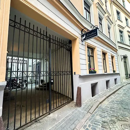 Wagner's Refuge 4 Daire Riga